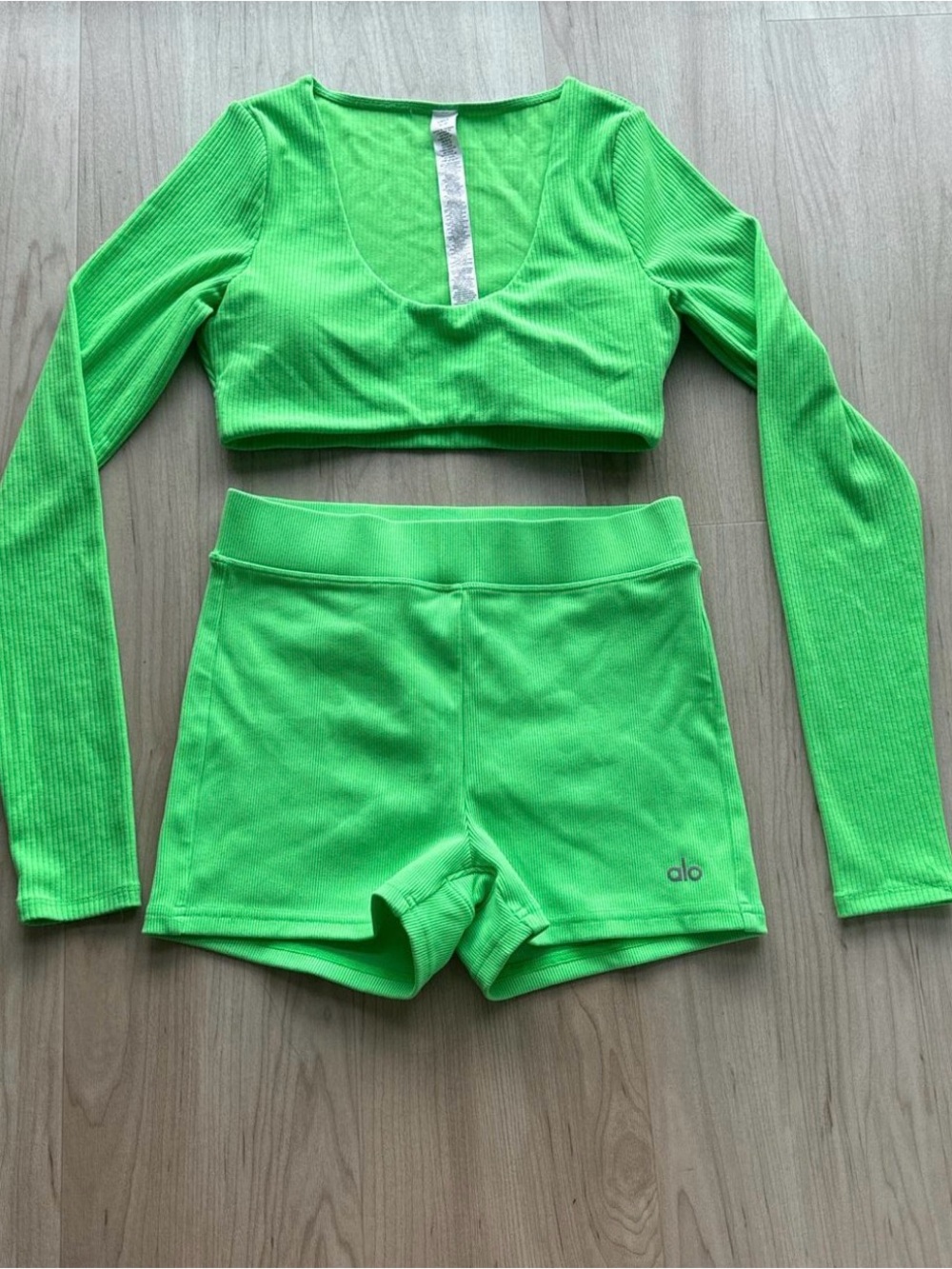 ALO Yoga Bright Neon Green Ribbed Crop Top